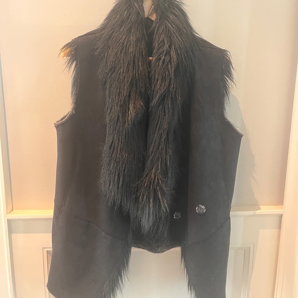 Shawl Collar Faux Fur Vest - Picture 1 of 9